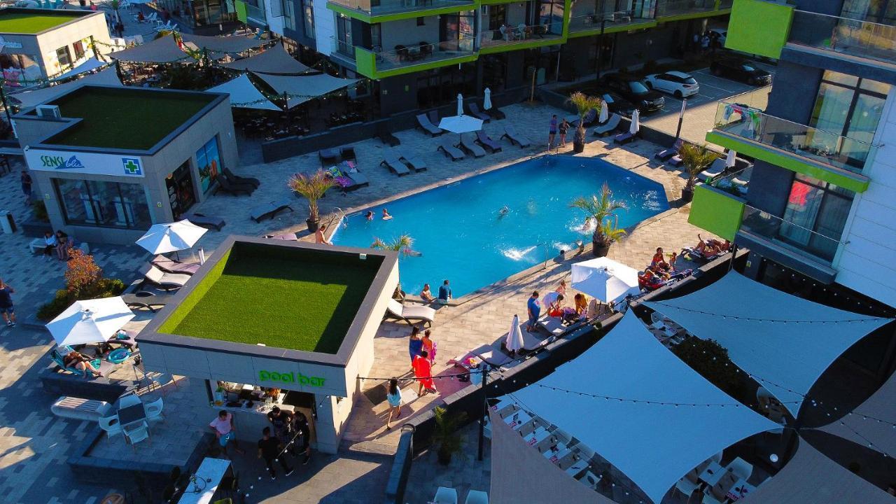 Visum Aparthotel Pool & Spa Mamaia Nord Navodari Exterior photo